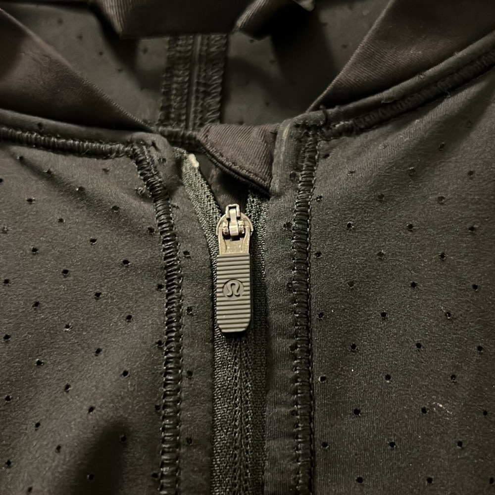 Lululemon Full zip - Picture 3 of 4